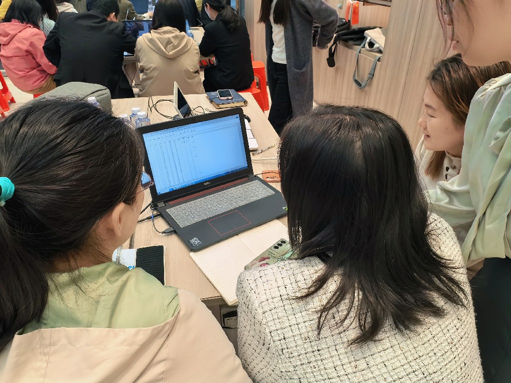 集團開展DeepSeek培訓丨賦能員工技能升級(圖11)